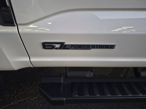 New 2026 Ford F250 Lariat w/ Black Appearance Package image 11