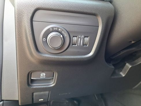 New 2025 Jeep Grand Cherokee L Laredo w/ Luxury Tech Group I image 12