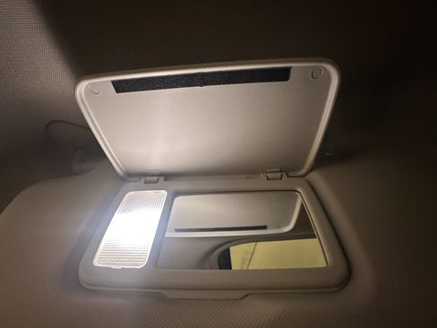 Certified 2025 Subaru Crosstrek 2.5i Limited w/ Popular Package #3A image 16