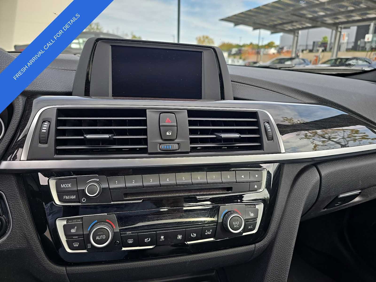 Used 2018 BMW 330i xDrive Sedan AWD/4WD image 21