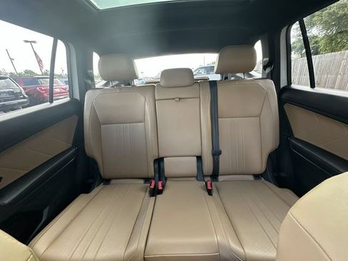 Used 2024 Volkswagen Tiguan SE R-Line w/ MDO Package, Three-Row FWD image 21