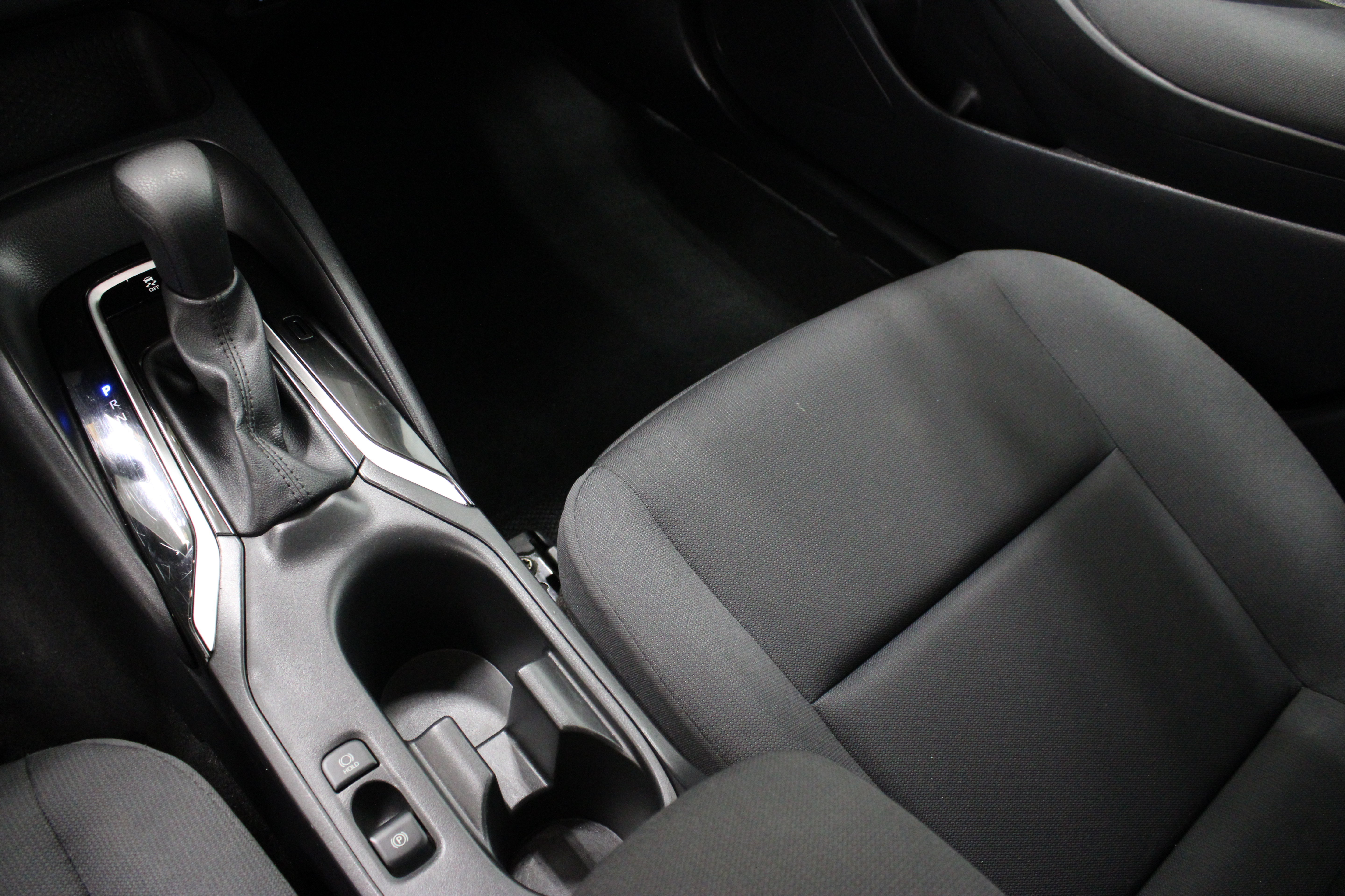 Used 2025 Toyota Corolla LE FWD image 16