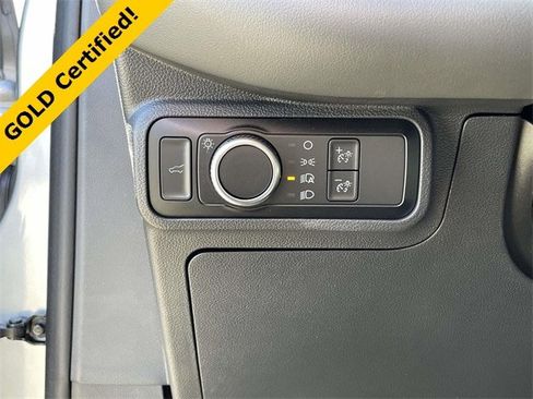 Certified 2025 Ford Explorer Active image 20