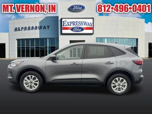 Used 2025 Ford Escape Active AWD/4WD image 10