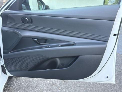 Used 2026 Hyundai Elantra Sport FWD image 29
