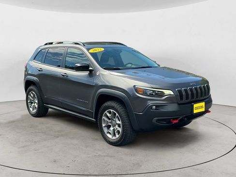 Used 2022 Jeep Cherokee Trailhawk w/ Sun, Sound & Nav Group AWD/4WD image 3
