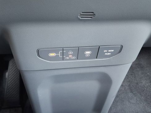 New 2026 Kia EV9 Wind image 24