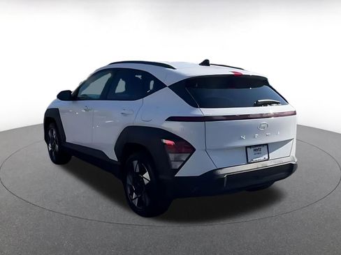 Used 2025 Hyundai Kona SEL image 11