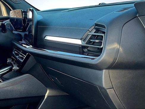 Used 2024 Chevrolet Traverse Z71 w/ Enhanced Driving Package image 18