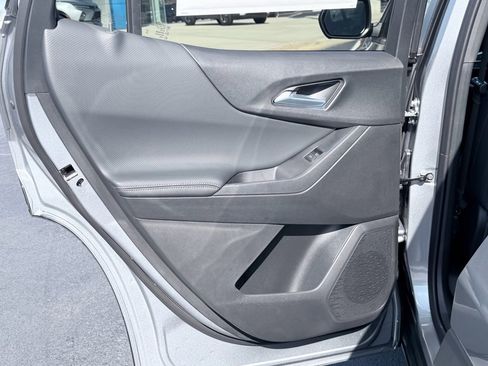 New 2026 Chevrolet Equinox LT w/ Convenience Package II image 26