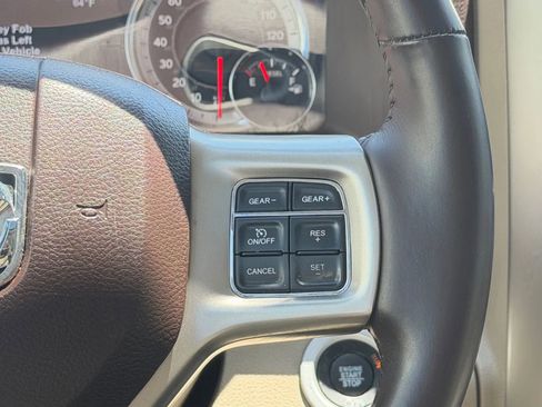 Used 2018 RAM 1500 Laramie w/ Convenience Group AWD/4WD image 23