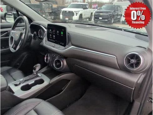 Certified 2023 Chevrolet Blazer LT AWD/4WD image 28