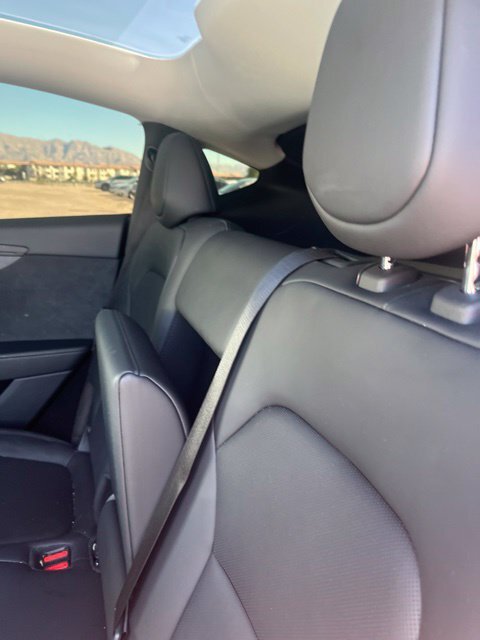 Used 2026 Tesla Model Y Long Range RWD image 9