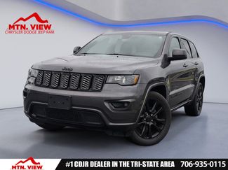 Used 2020 Jeep Grand Cherokee Altitude RWD video 1