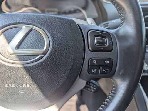 Used 2018 Lexus IS 300 w/ Comfort Package RWD image 22