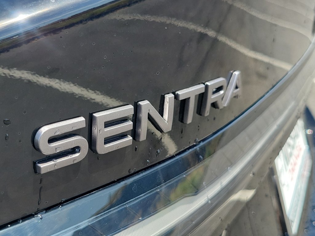 New 2027 Nissan Sentra SV w/ Floor Mat Package FWD image 4
