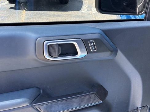Used 2024 Ford Bronco Outer Banks AWD/4WD image 25