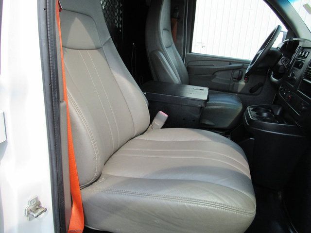 Used 2013 Chevrolet Express 2500 RWD image 13