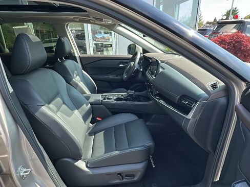 Certified 2023 Nissan Rogue SL w/ SL Premium Package AWD/4WD image 23