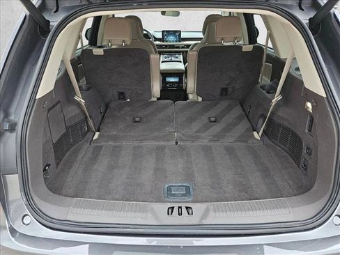 Used 2020 Lincoln Aviator Reserve w/ Equipment Group 201A image 6