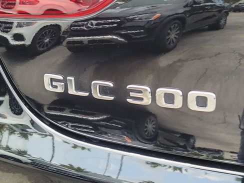 Used 2023 Mercedes-Benz GLC 300 4MATIC Coupe image 7