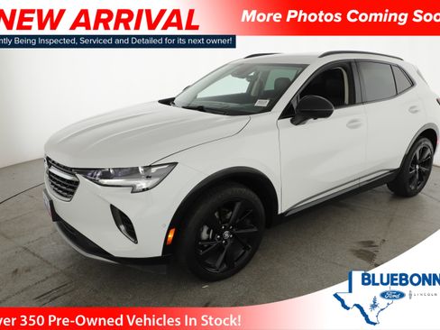 Used 2022 Buick Envision Essence w/ Technology Package II image 1