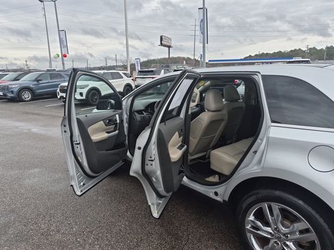 Used 2011 Ford Edge Limited w/ 302A Rapid Spec Order Code image 14