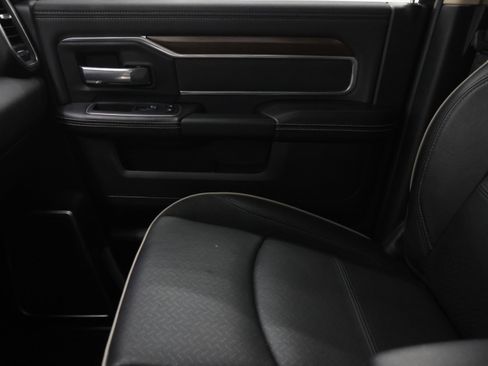 Used 2022 RAM 2500 Laramie AWD/4WD image 13