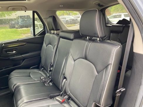 Used 2024 Honda Pilot Elite image 14