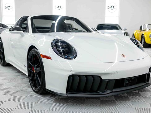 Used 2026 Porsche 911 Targa 4 GTS AWD/4WD image 5