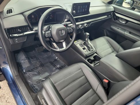 Used 2025 Honda CR-V EX-L image 9