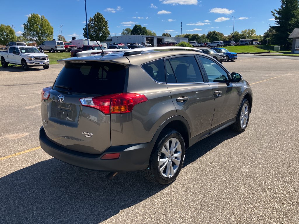 Used 2014 Toyota RAV4 Limited AWD/4WD image 6