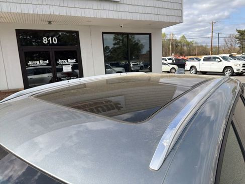 Used 2025 Chevrolet Blazer EV LT image 11