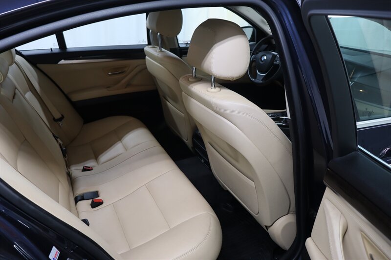 Used 2016 BMW 535i xDrive Sedan AWD/4WD image 23