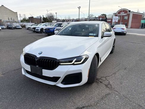 Used 2023 BMW 530i xDrive 530i xDrive w/ Executive Package image 3