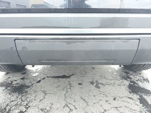 Used 2013 GMC Acadia SLE image 32