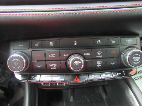 Used 2026 Dodge Durango GT AWD/4WD image 18