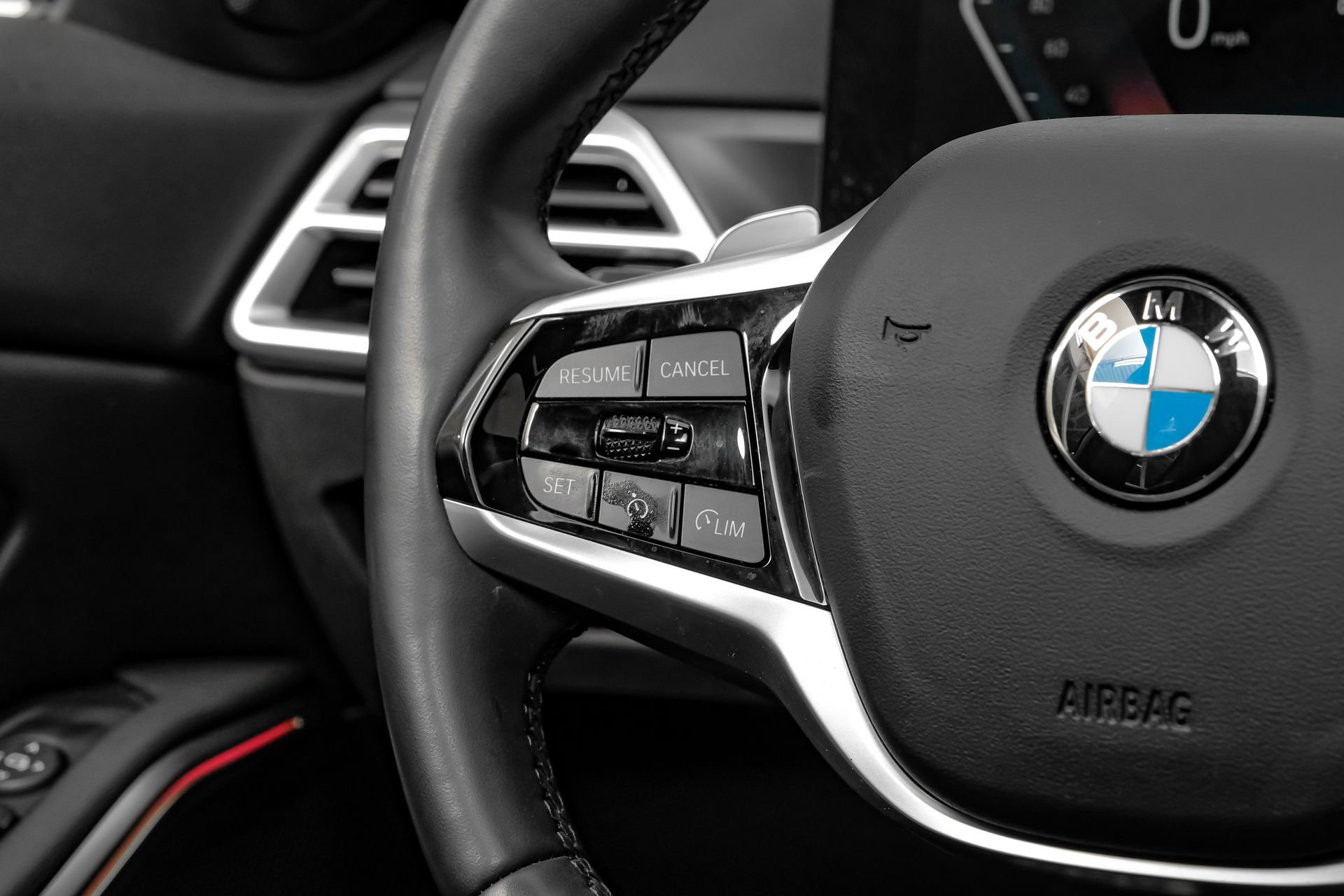 Used 2025 BMW 330i Sedan RWD image 21