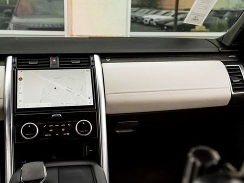 Certified 2023 Land Rover Discovery S R-Dynamic AWD/4WD image 24