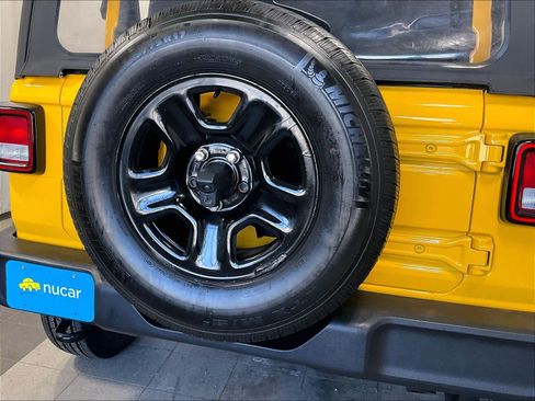 Used 2021 Jeep Wrangler Sport image 28