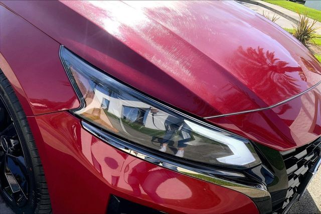 Used 2023 Nissan Altima 2.5 SR w/ SR Premium Package AWD/4WD image 28