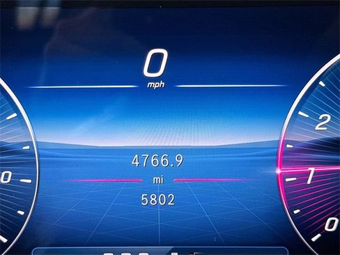 Certified 2025 Mercedes-Benz GLC 300 4MATIC image 12