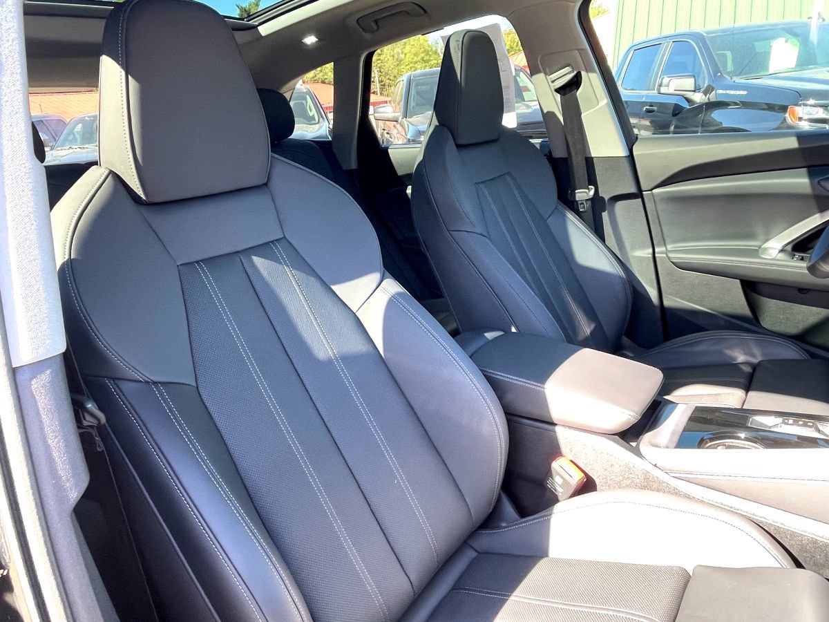 Used 2025 Audi Q5 Premium Plus w/ Premium Plus AWD/4WD image 10