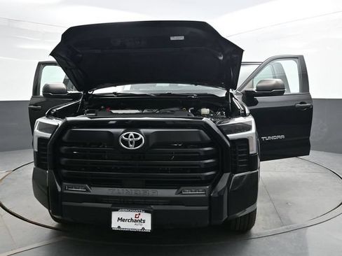 Used 2022 Toyota Tundra SR5 AWD/4WD image 46