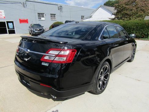 Used 2018 Ford Taurus SHO w/ Driver Assist Package image 6