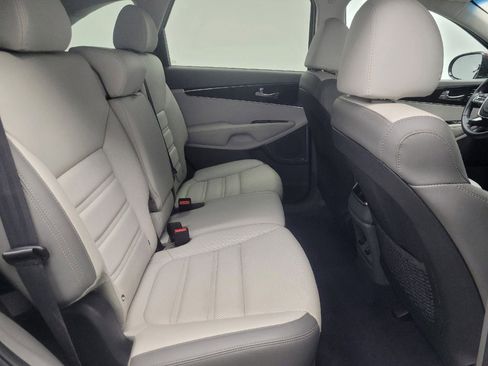 Used 2020 Kia Sorento SX AWD/4WD image 19