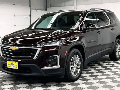 Used 2023 Chevrolet Traverse LT AWD/4WD image 12