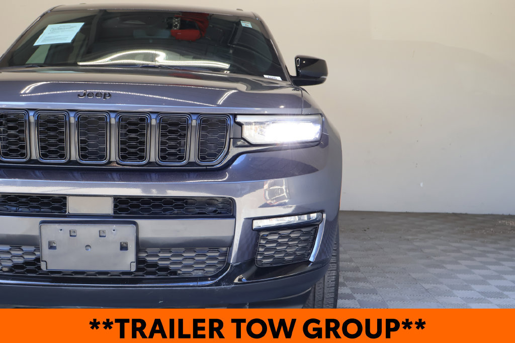 Used 2024 Jeep Grand Cherokee L Limited w/ Black Appearance Package AWD/4WD image 5