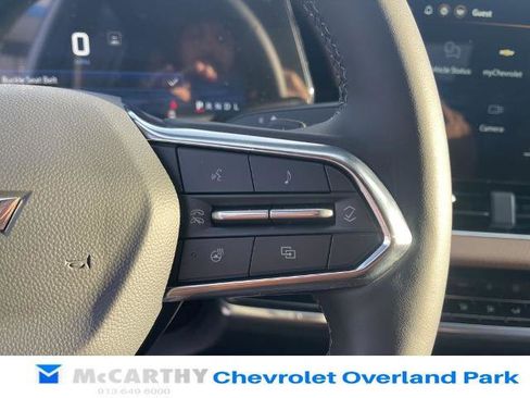 New 2026 Chevrolet Equinox ACTIV w/ Convenience Package III AWD/4WD image 21