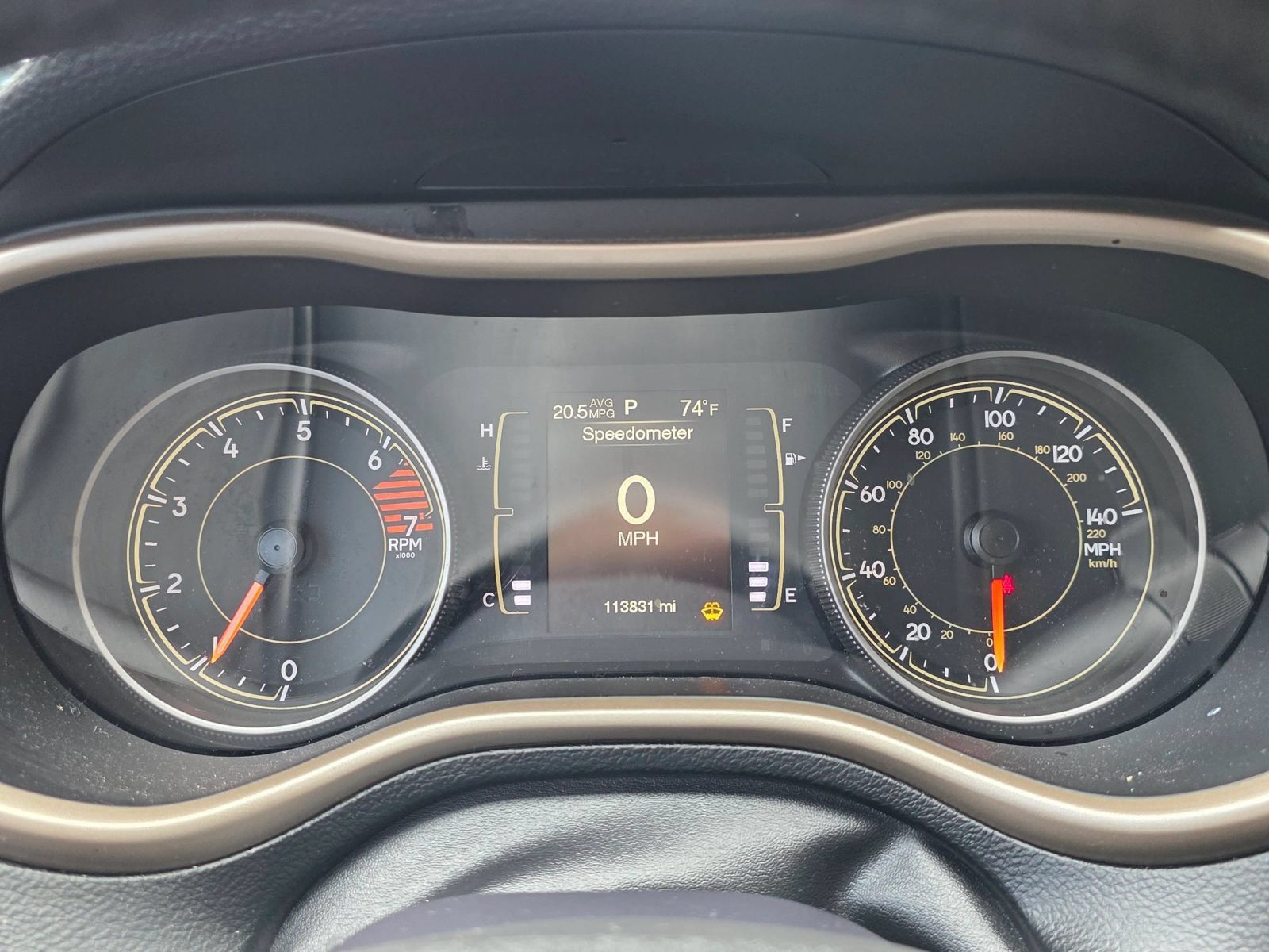 Used 2018 Jeep Cherokee Latitude w/ Altitude Package AWD/4WD image 16
